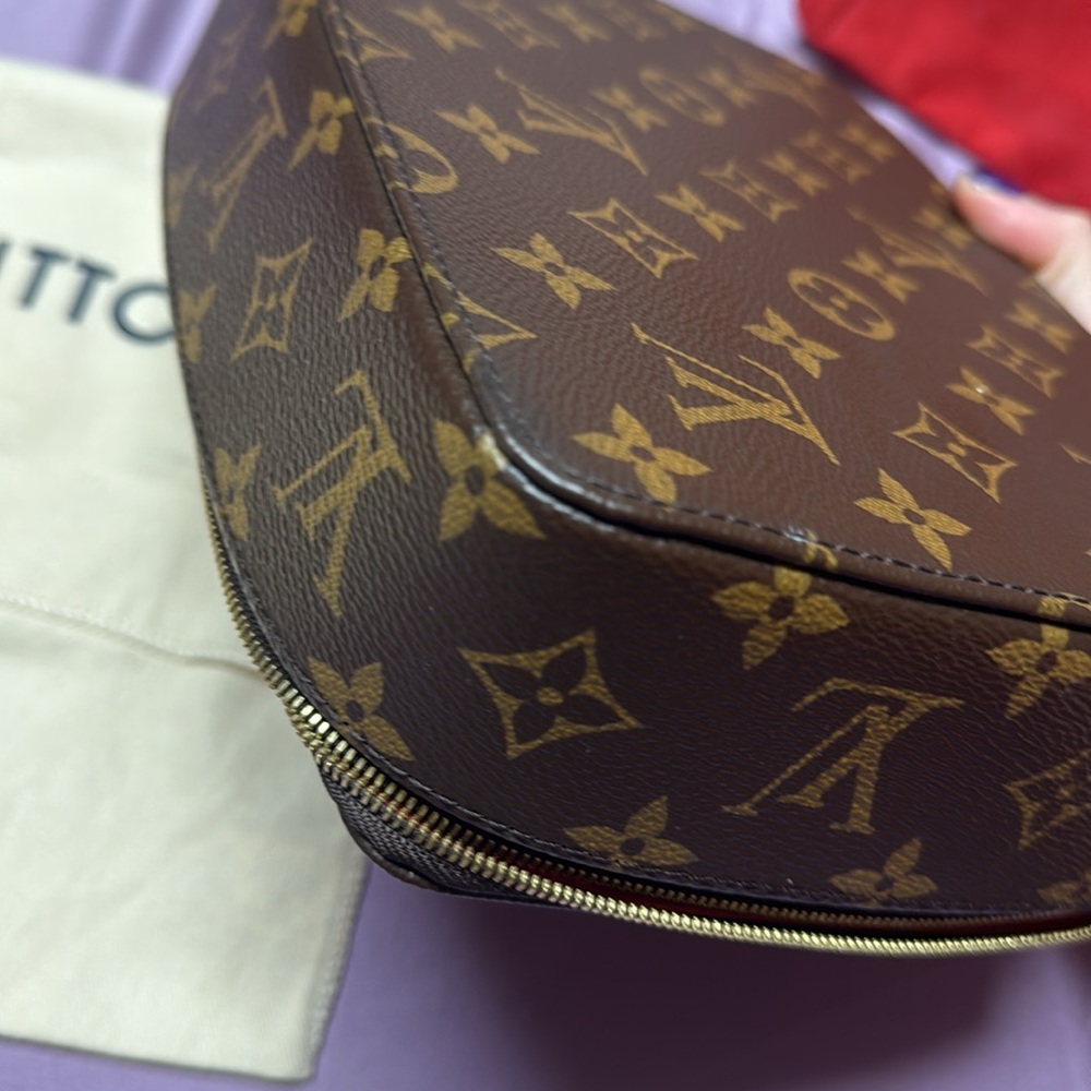 Louis Vuitton Nice Jewelry Case Monogram Canvas View 5